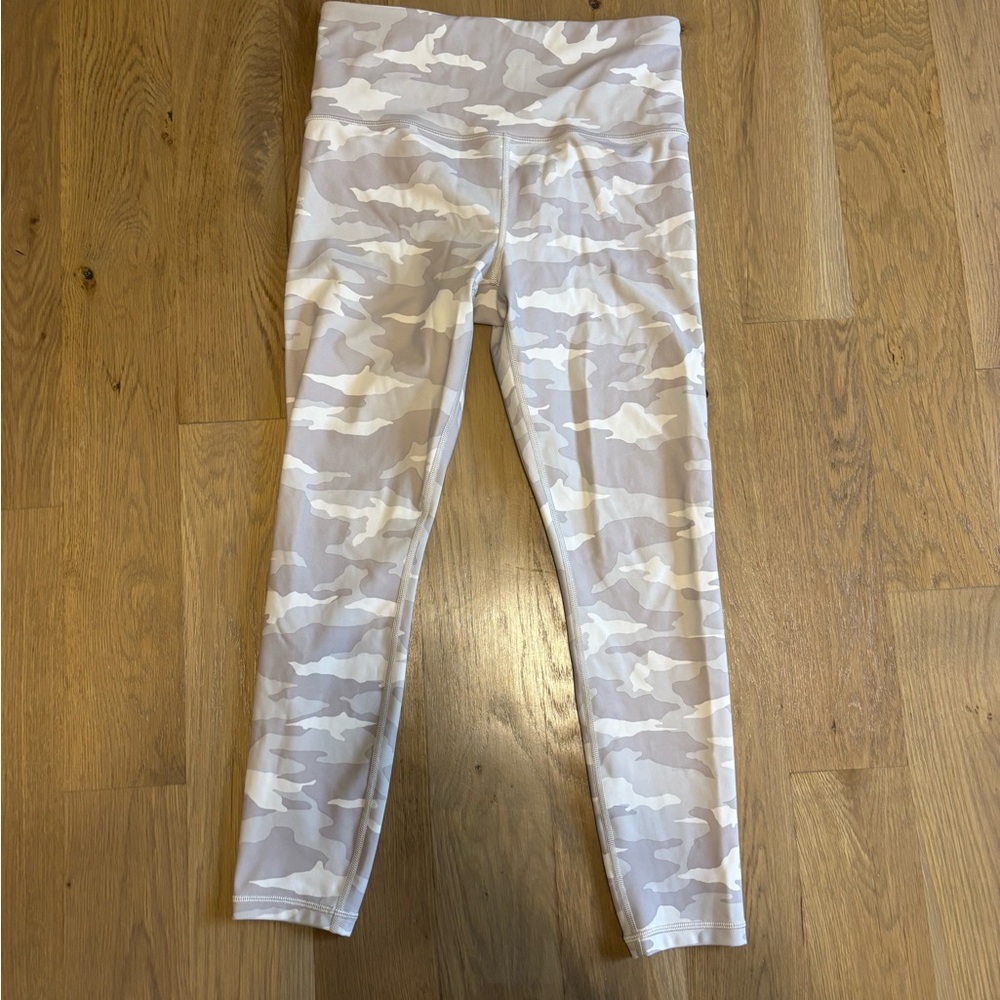 ATHLETA Elation Camo 7/8 Tights Powervita Pants Womens Size Small Gray